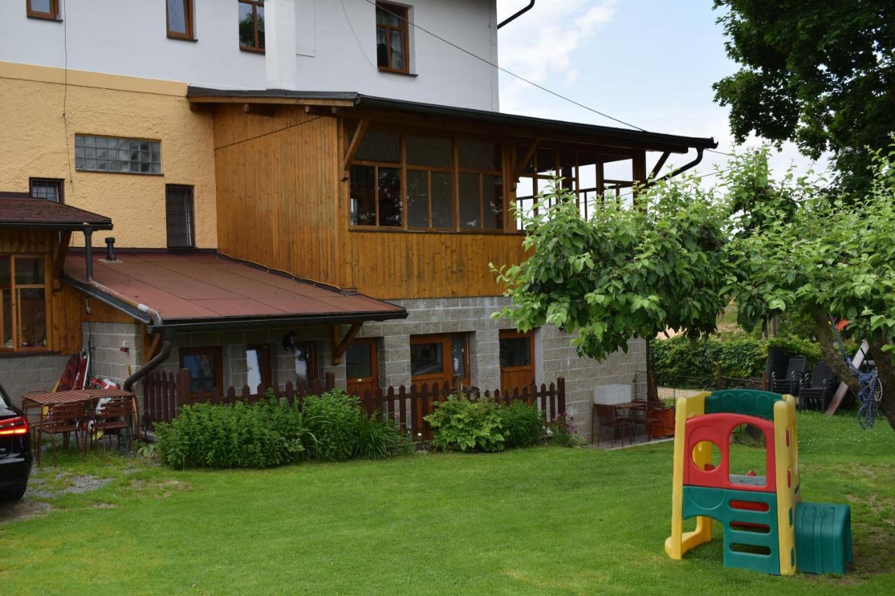 Penzion Sumava - Apartman Horní Planá Bagian luar foto
