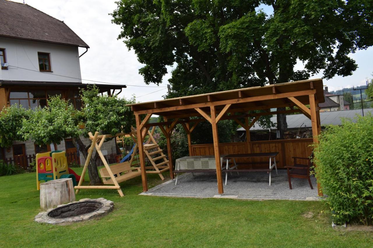 Penzion Sumava - Apartman Horní Planá Bagian luar foto